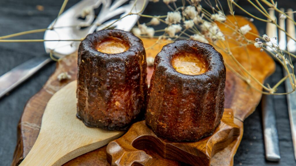 canelés bordelais